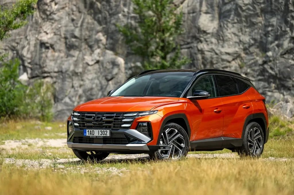 ТОП-5 найпопулярніших бензинових авто в Україні за липень: лідери ринку