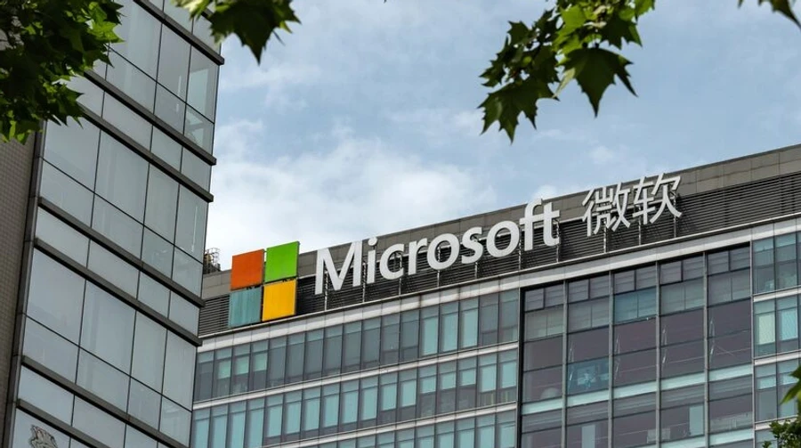 Китай достроково видаляє Windows 10 із державних ПК – попри затверджену Пекіном "спецверсію"